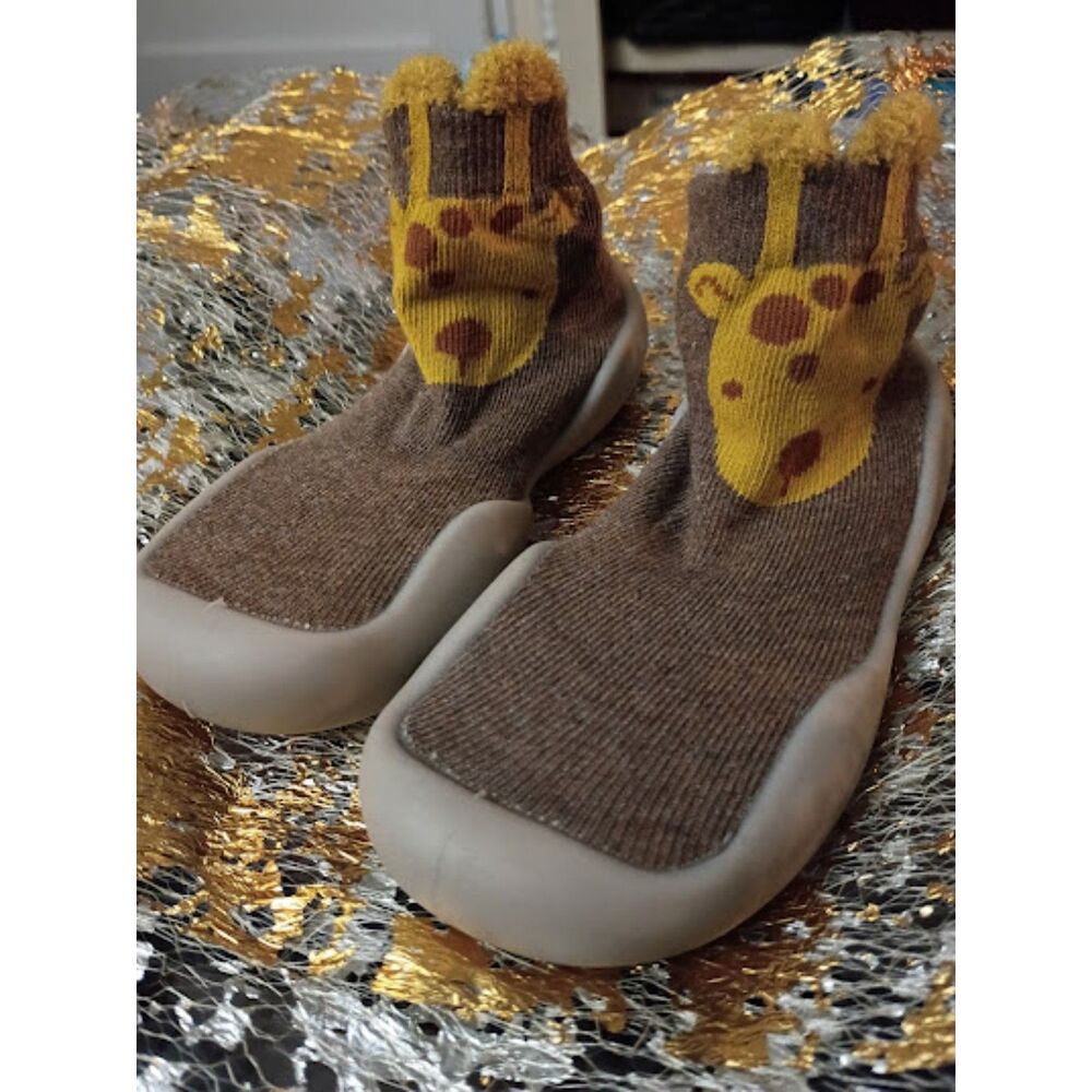 Giraffe booties Like New